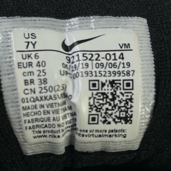 Nike‎ AirMax 97 Shoes Womens 9 Youth 7 Black Metallic Gold Shoes - Picture 12 of 13